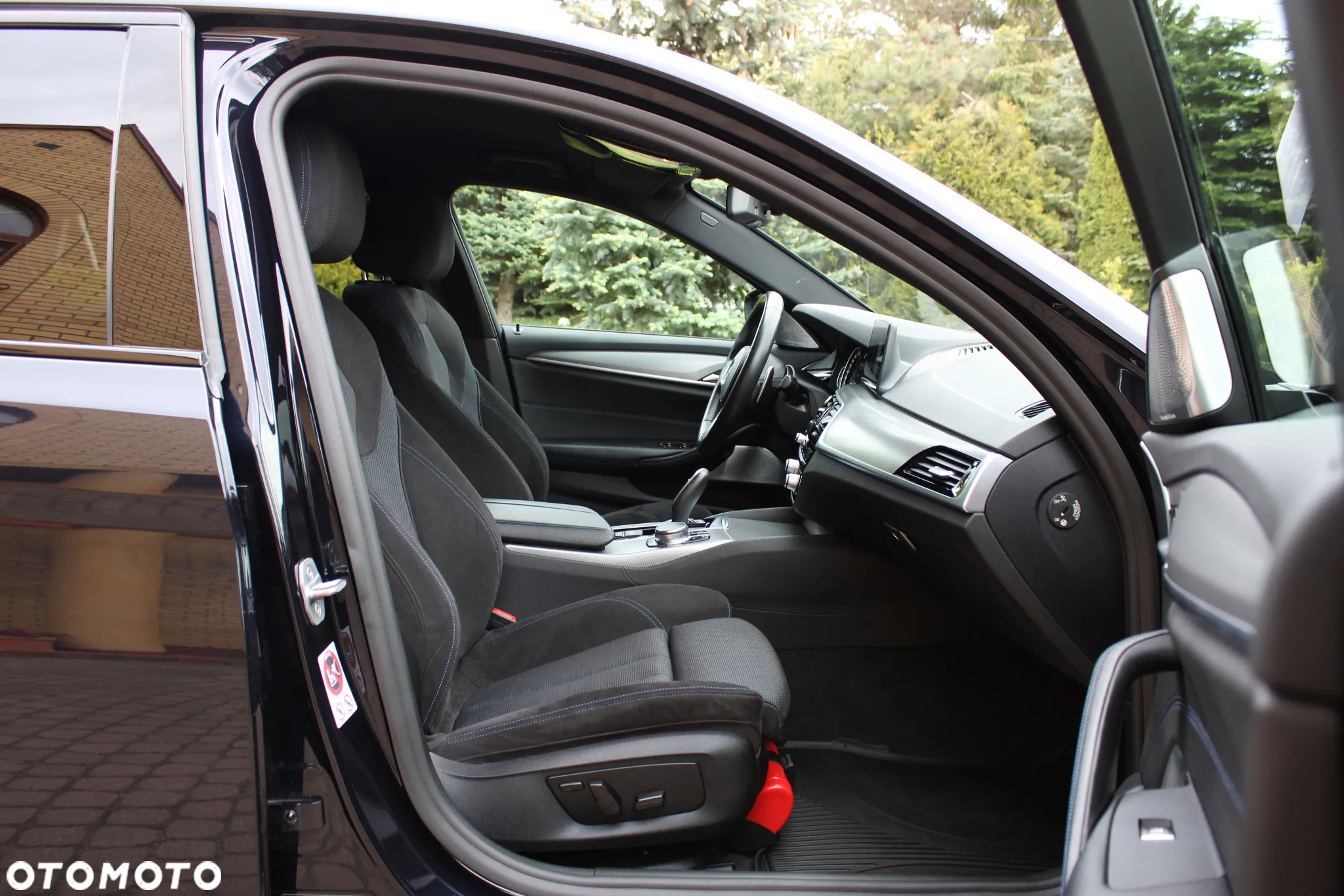 BMW Seria 5 530d xDrive M Sport sport - 24