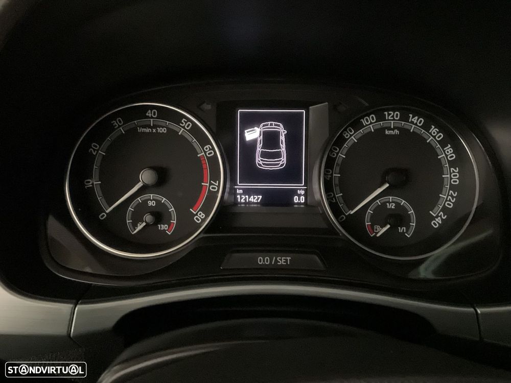 Skoda Fabia 1.0 TSI Ambition - 22