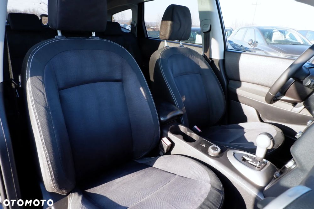 Nissan Qashqai+2 2.0 dCi 4x4 Tekna EU5 - 9