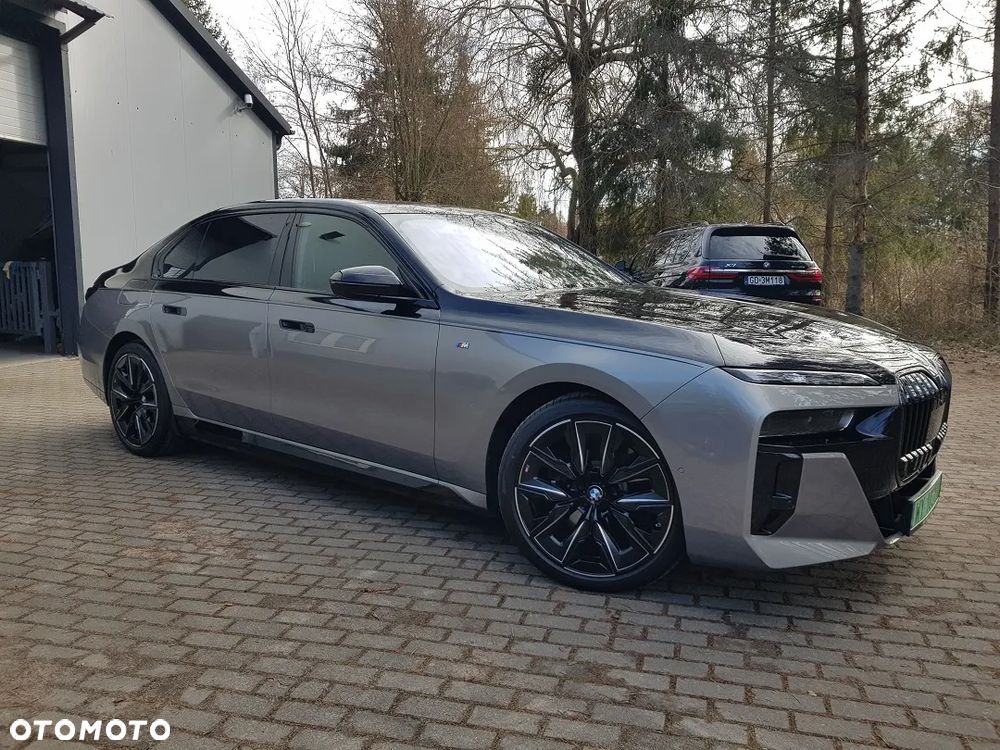 BMW i7 105.7kWh xDrive60 M Sport - 7