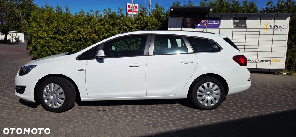 Opel Astra 1.6 Sports Tourer Design Edition - 6