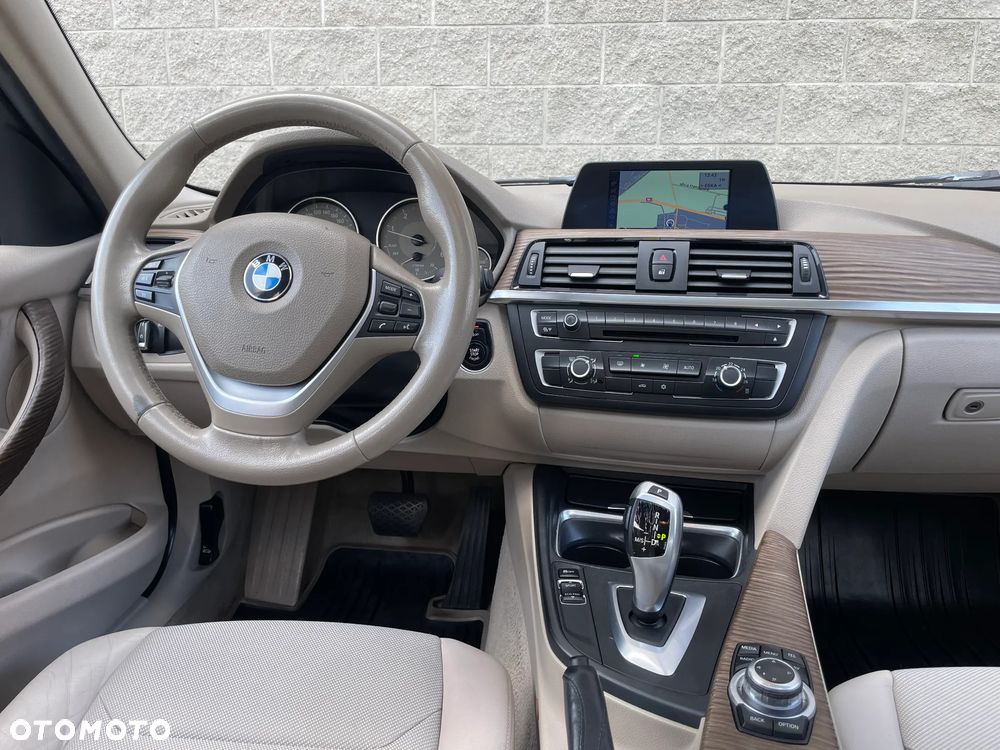BMW Seria 3 320d Efficient Dynamics Edition Luxury Line - 15