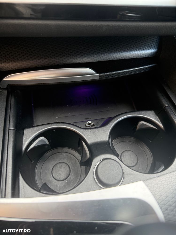 BMW Seria 5 530e Aut. M Sport Edition - 12