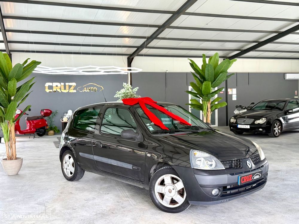 Renault Clio 1.5 dCi S - 12