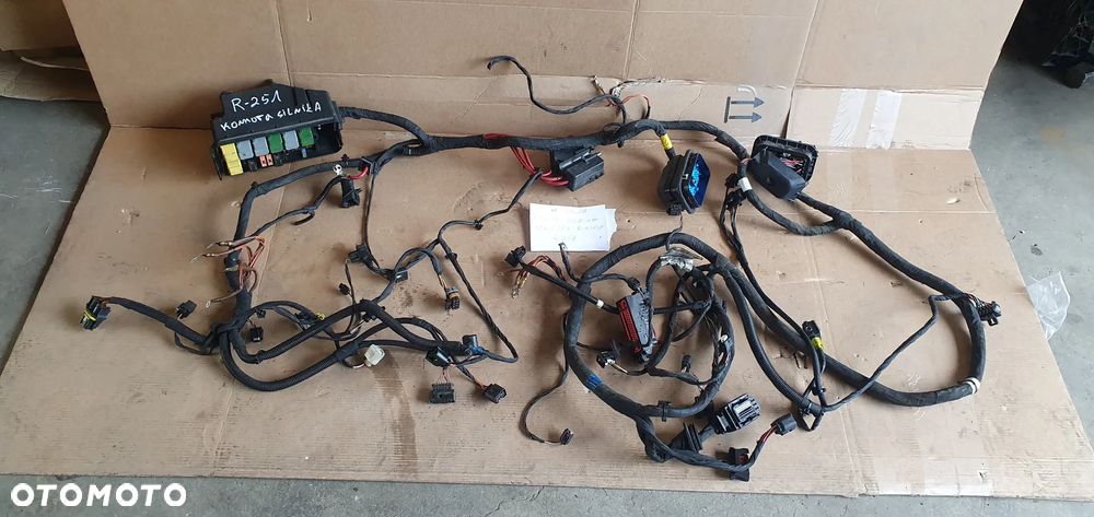 Wiązka instalacja komory silnika Mercedes R-Klasa W251 3.0 CDI - 1