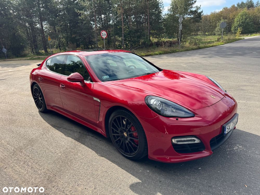 Porsche Panamera GTS - 4