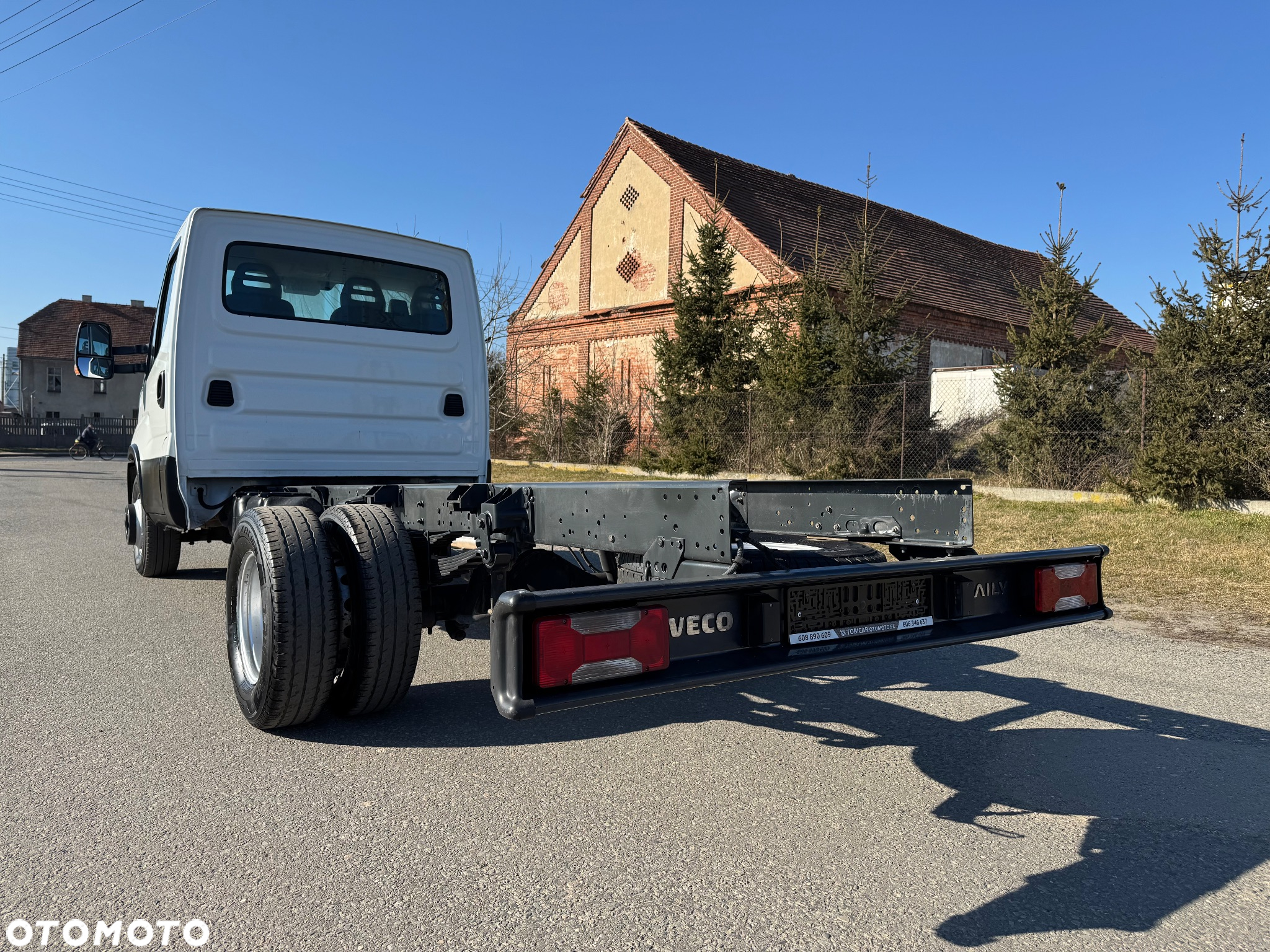 Iveco 60-150 * 3.0 / 150KM * Rama do zabudowy * Rozstaw osi: 3.7m * - 12