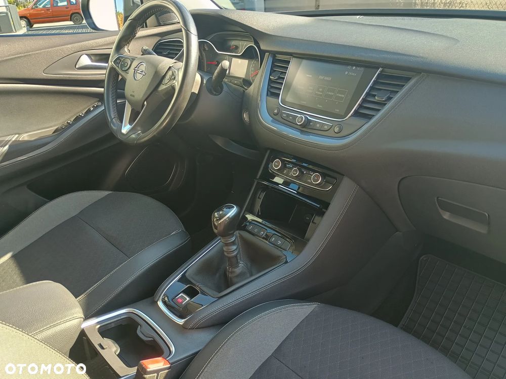 Opel Grandland X 1.2 Start/Stop Business Elegance - 13