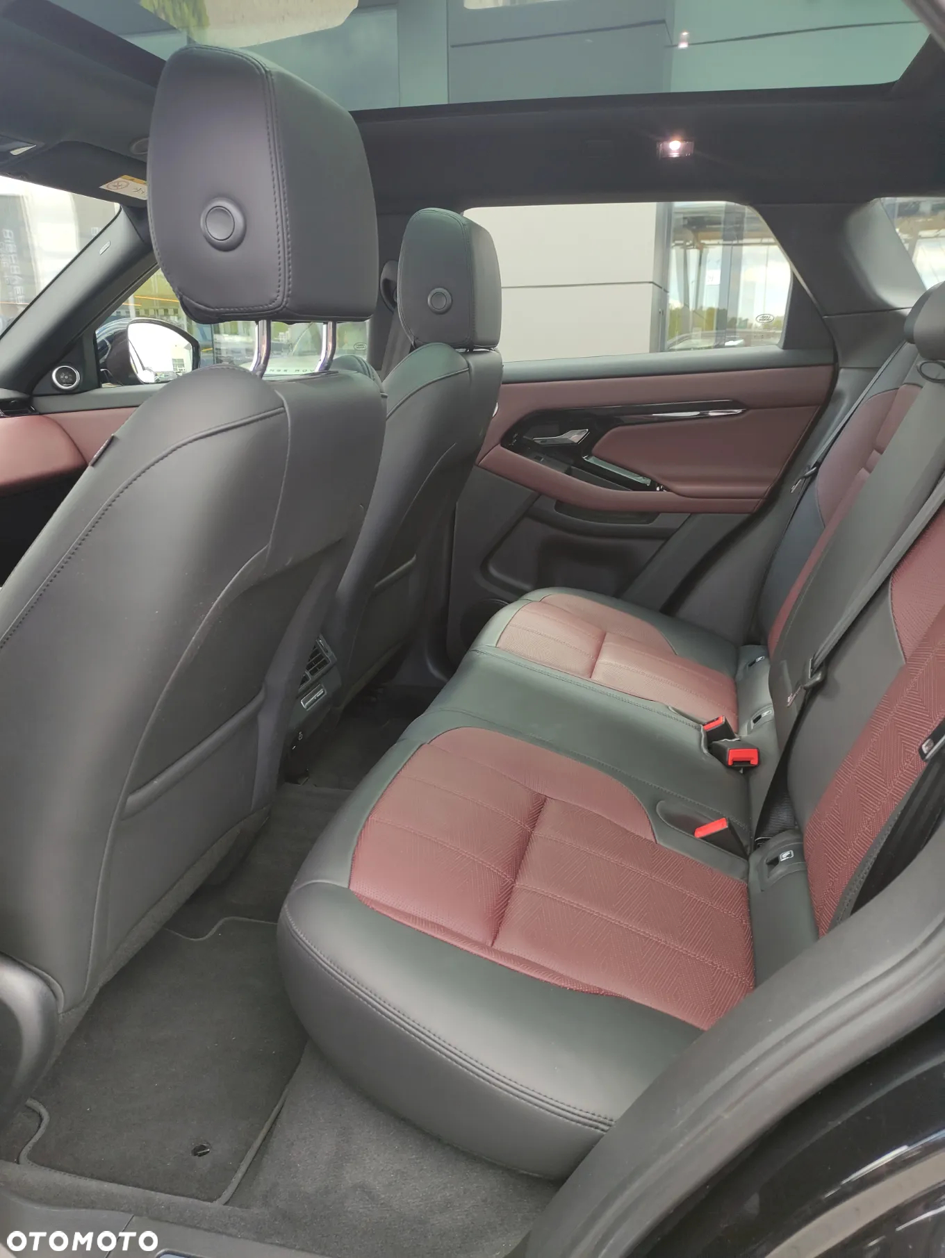 Land Rover Range Rover Evoque - 17