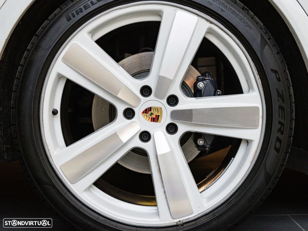 Porsche Cayenne E-Hybrid - 21
