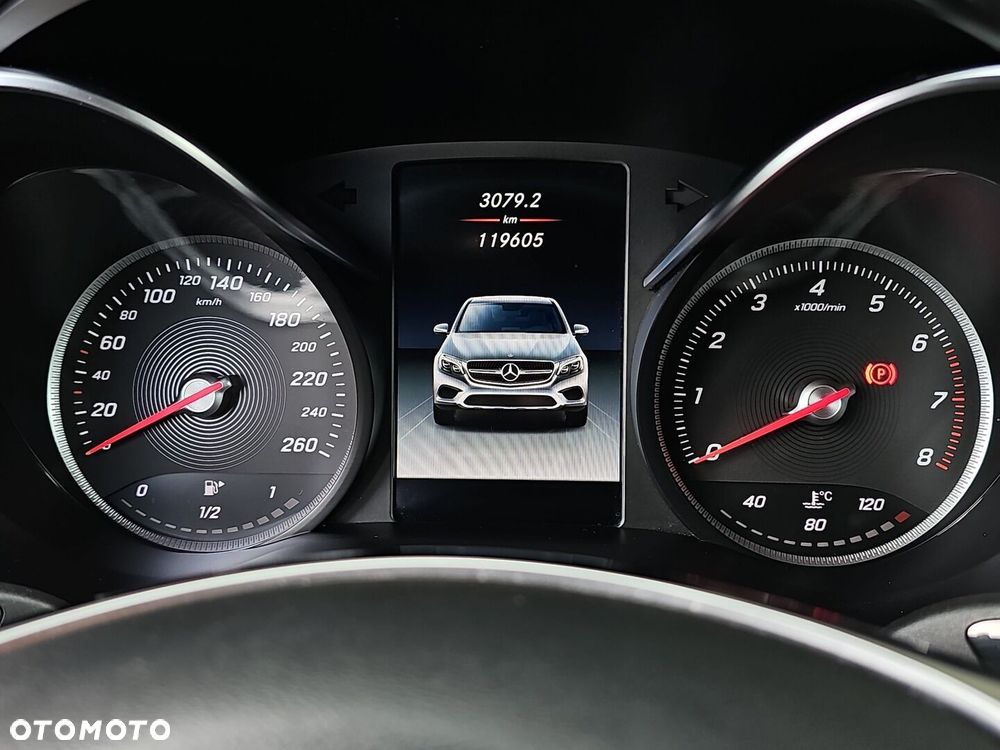 Mercedes-Benz GLC 250 4-Matic - 22