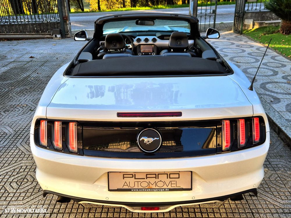 Ford Mustang Cabrio 2.3 Eco Boost - 8