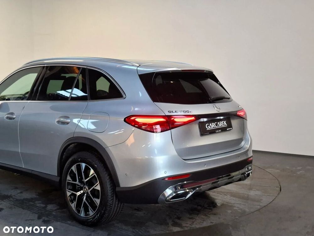 Mercedes-Benz GLC 300 e PHEV 4-Matic Avantgarde - 15
