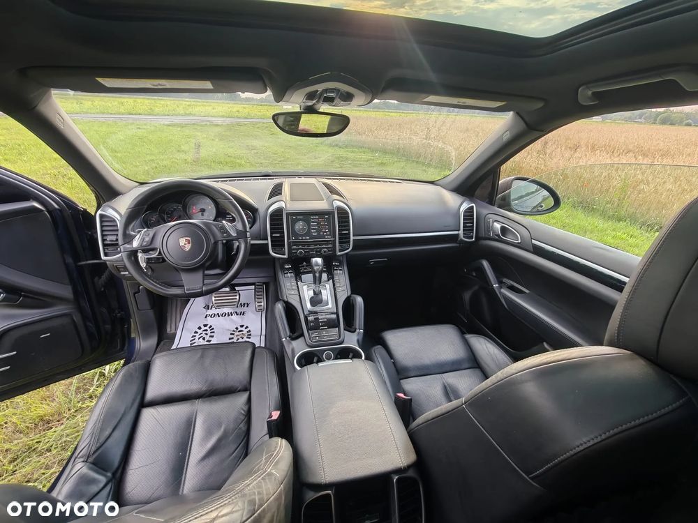 Porsche Cayenne S - 8