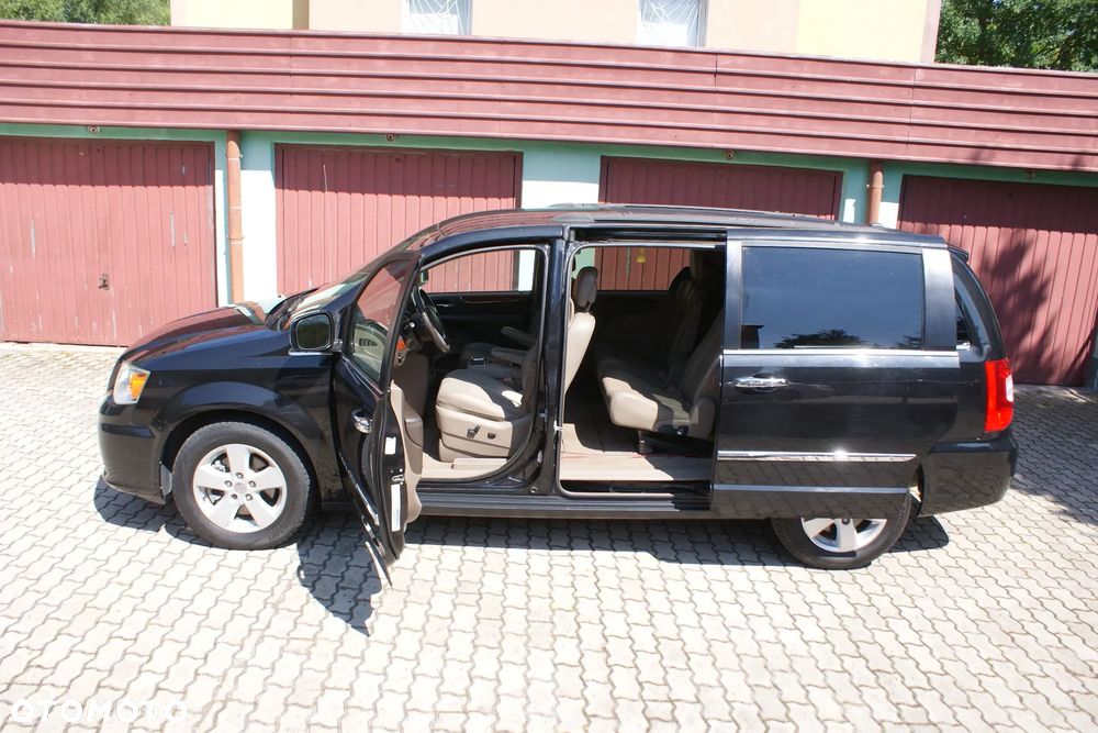 Chrysler Town & Country 3.6 Touring - 14