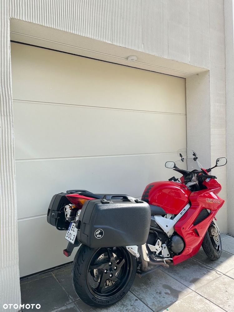 Honda VFR - 5