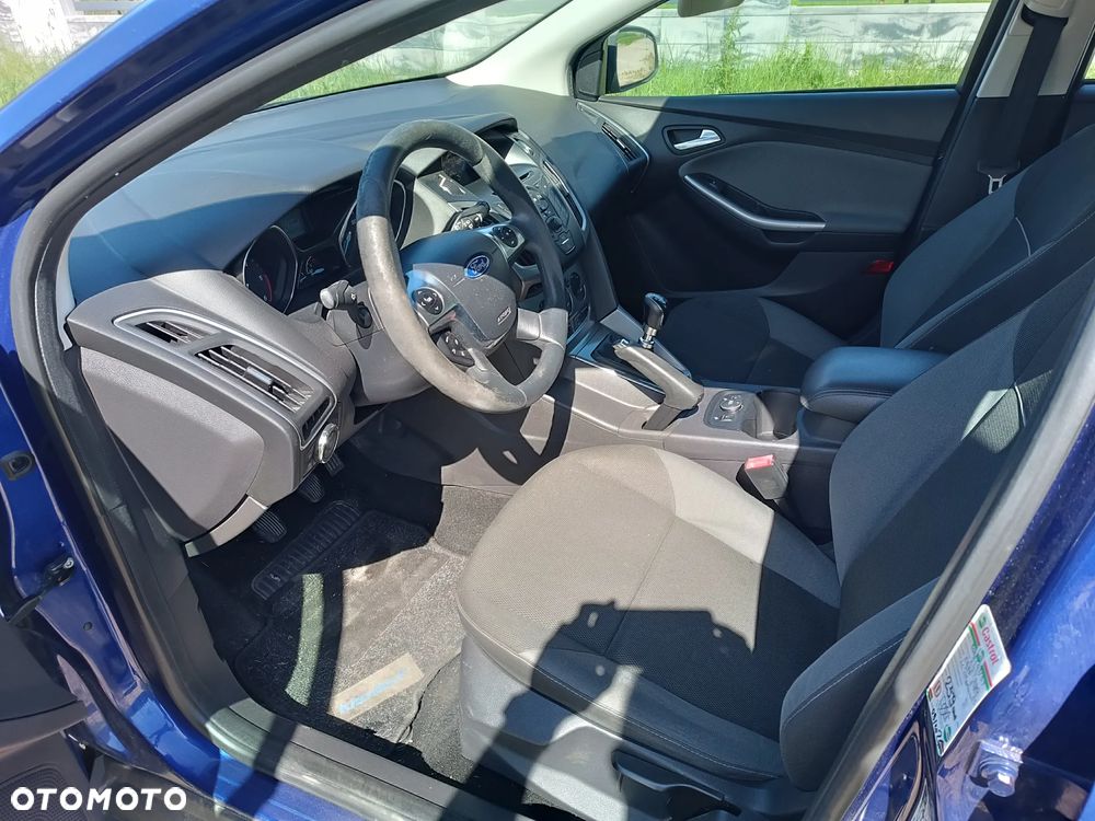 Ford Focus 1.6 TDCi DPF Start-Stopp-System SYNC Edition - 4