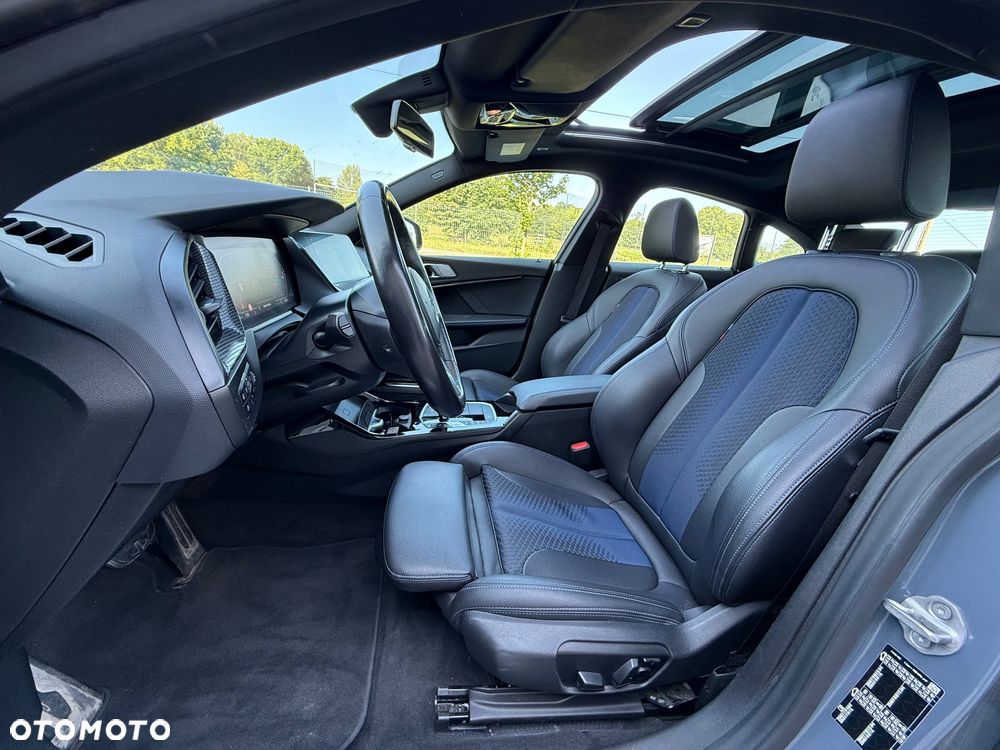 BMW Seria 2 220i M Sport - 13