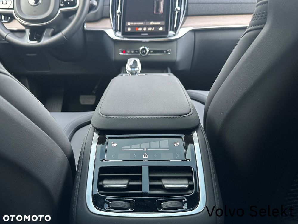 Volvo XC 90 - 24