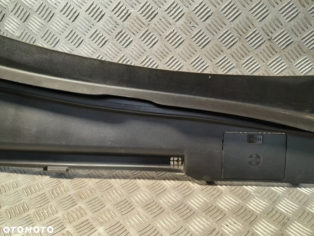 AUDI Q5 PODSZYBIE PLASTIKOWE 8R1819447C - 3