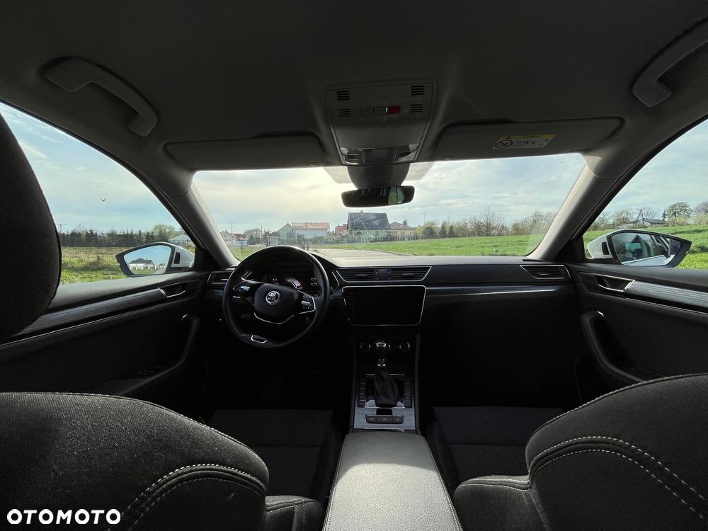 Skoda Superb 2.0 TDI DSG Style - 8