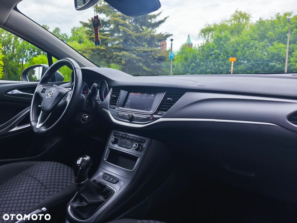 Opel Astra - 20