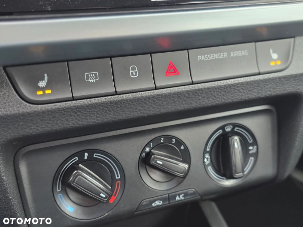 Skoda Fabia 1.0 TSI Ambition Plus - 23