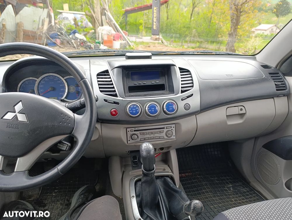 Mitsubishi L200 Pick Up 4x4 DPF Invite Club Cab - 7