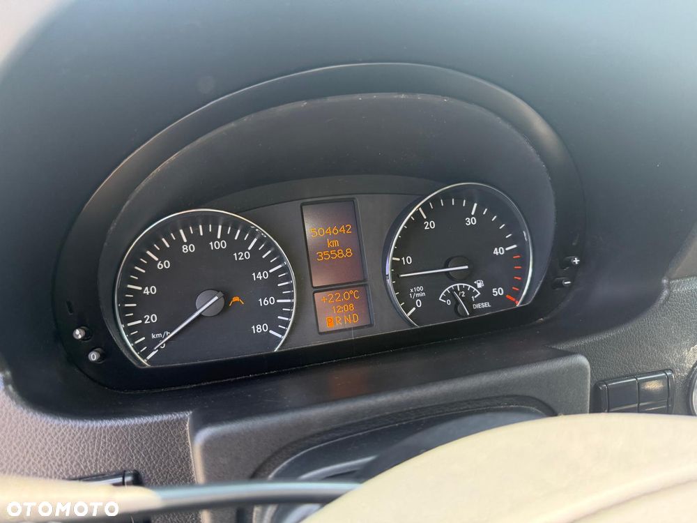 Mercedes-Benz Sprinter - 4