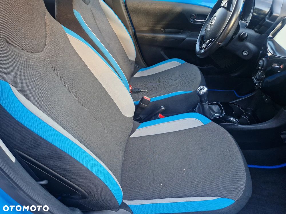 Toyota Aygo x-cite - 12
