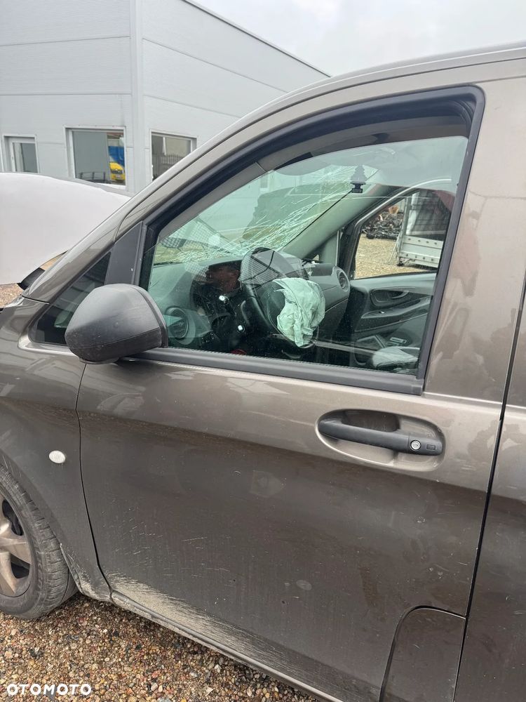 Vito Viano W447 2,2 CDI 14-20r drzwi przednie lewe 9963 - 1