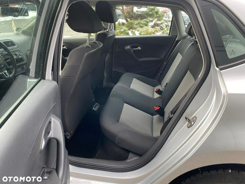 Volkswagen Polo - 5