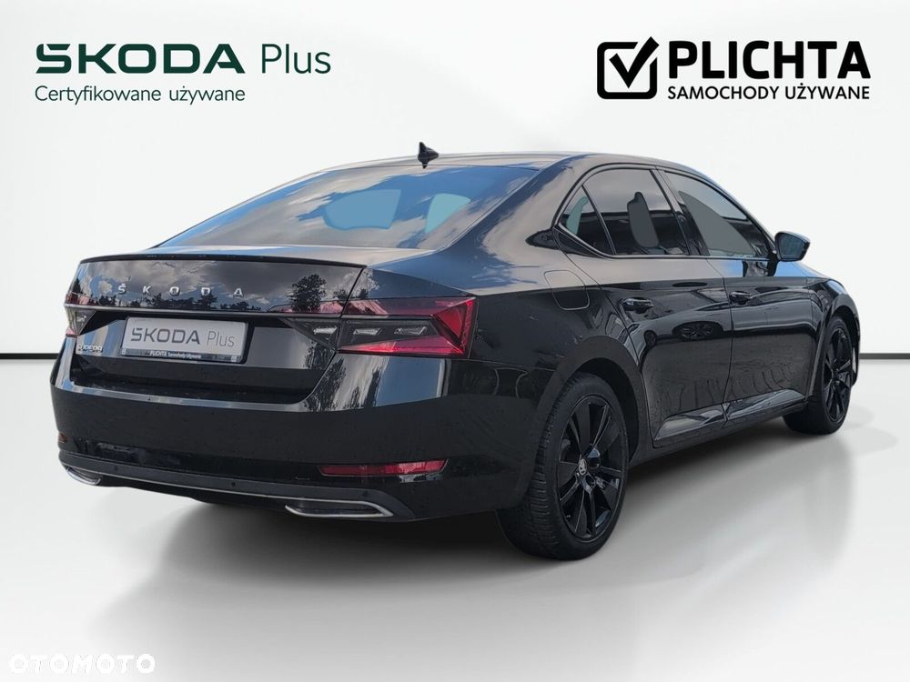 Skoda Superb 2.0 TDI SCR Sportline DSG - 6