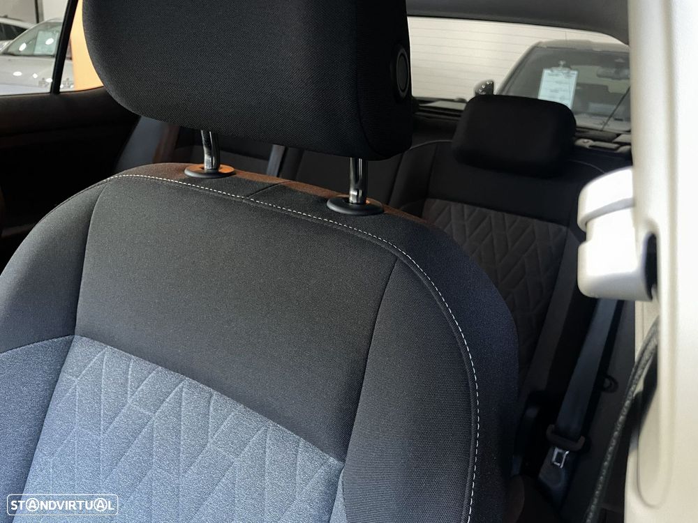 VW T-Cross 1.0 TSI Urban DSG - 26