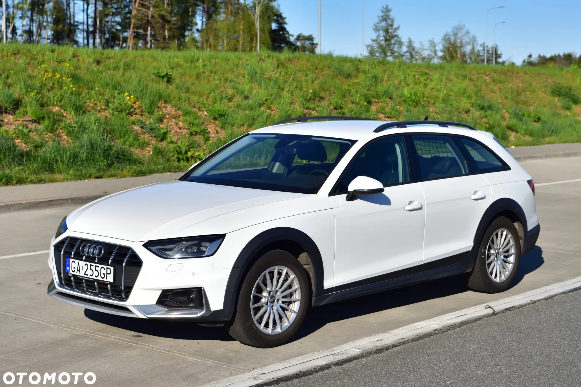 Audi A4 Allroad - 16