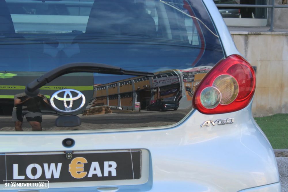 Toyota Aygo 1.0 + AC+VSC - 13