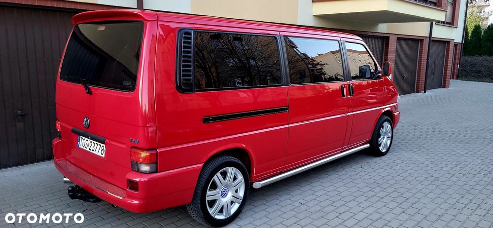 Volkswagen Caravelle - 6