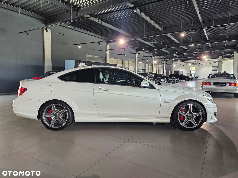 Mercedes-Benz Klasa C 63 AMG AMG SPEEDSHIFT MCT - 2