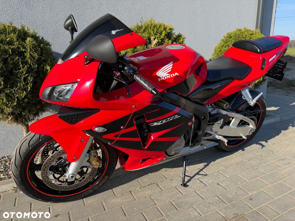 Honda CBR - 7