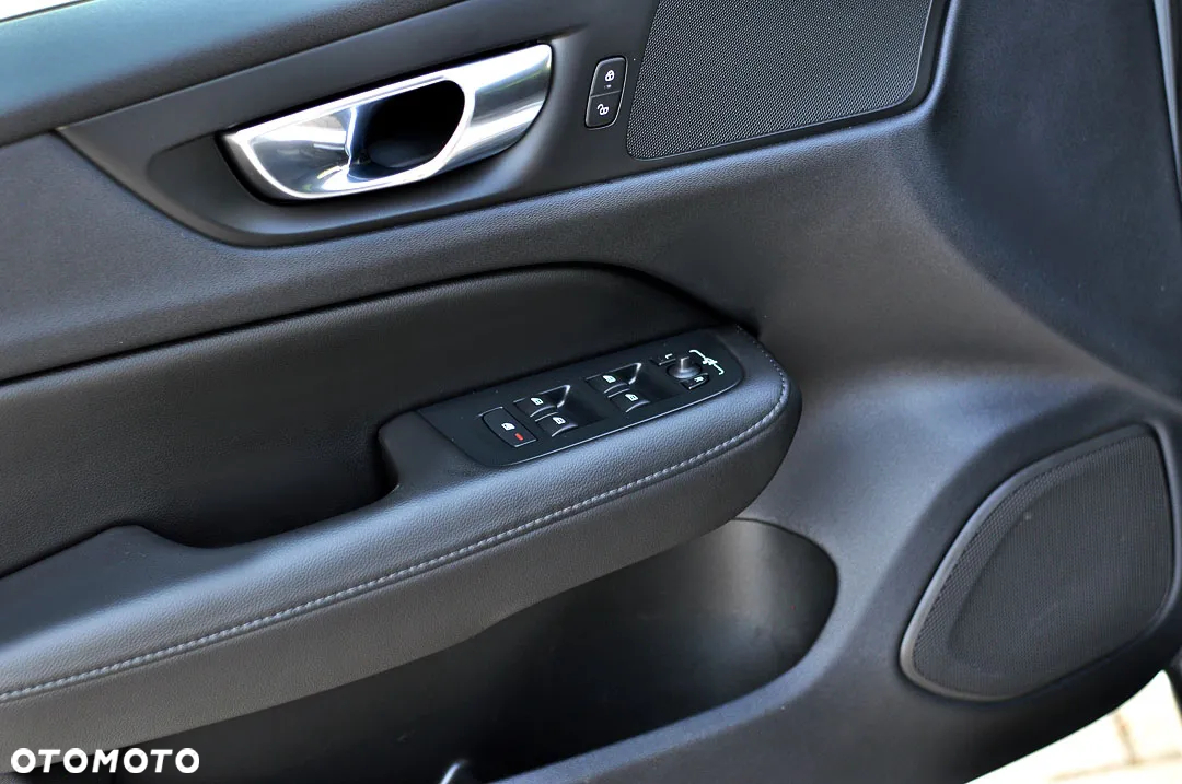 Volvo V60 B3 B Geartronic RDesign - 14