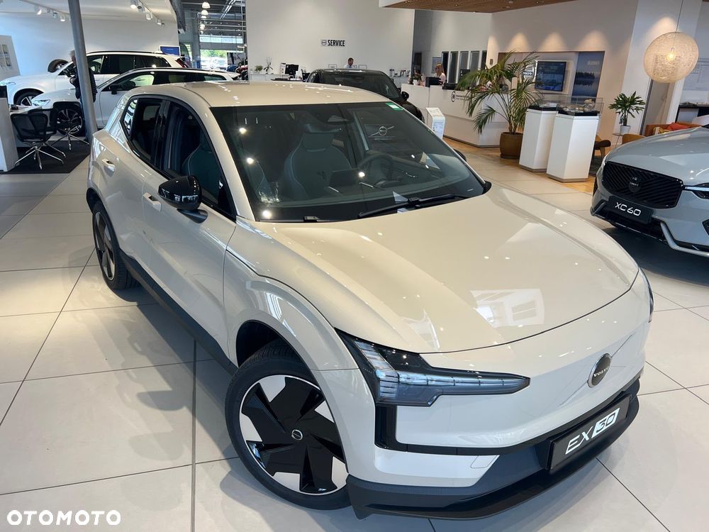 Volvo EX30 69kWh Twin Motor Plus - 3