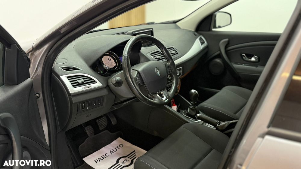 Renault Megane 1.5 dCi Expression - 6