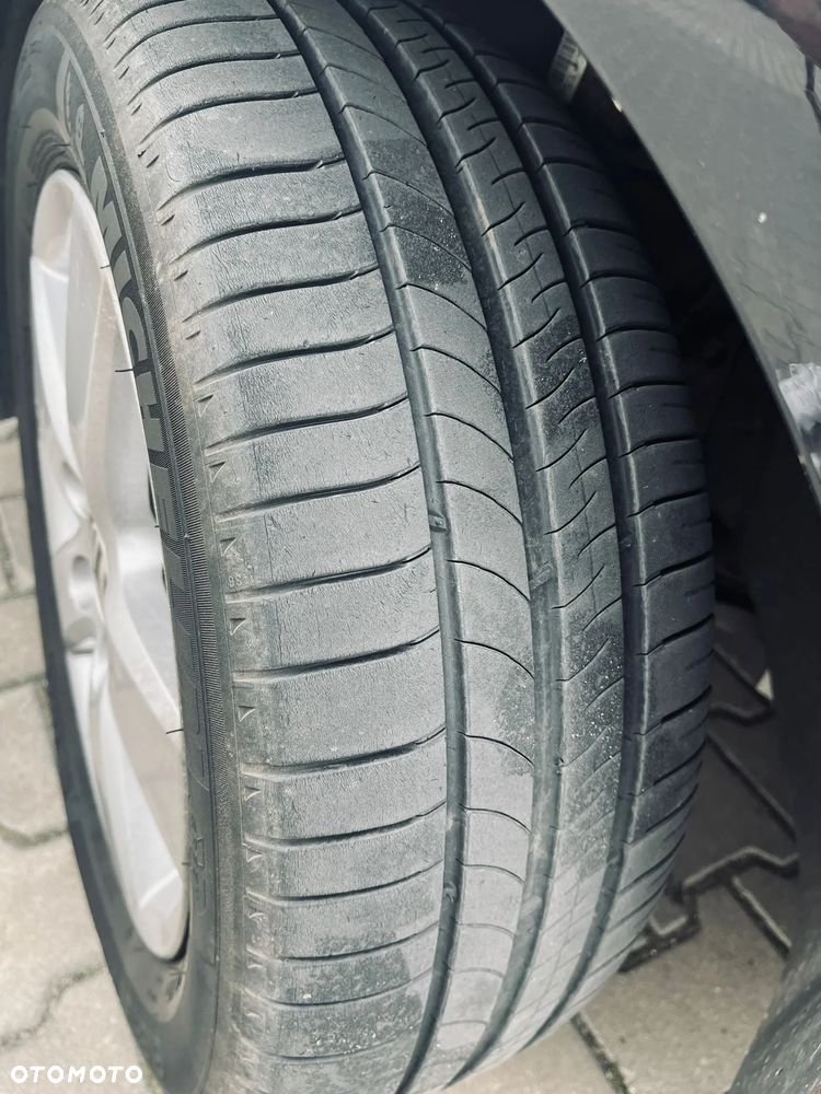 Volkswagen Touran 1.9 TDI United - 9