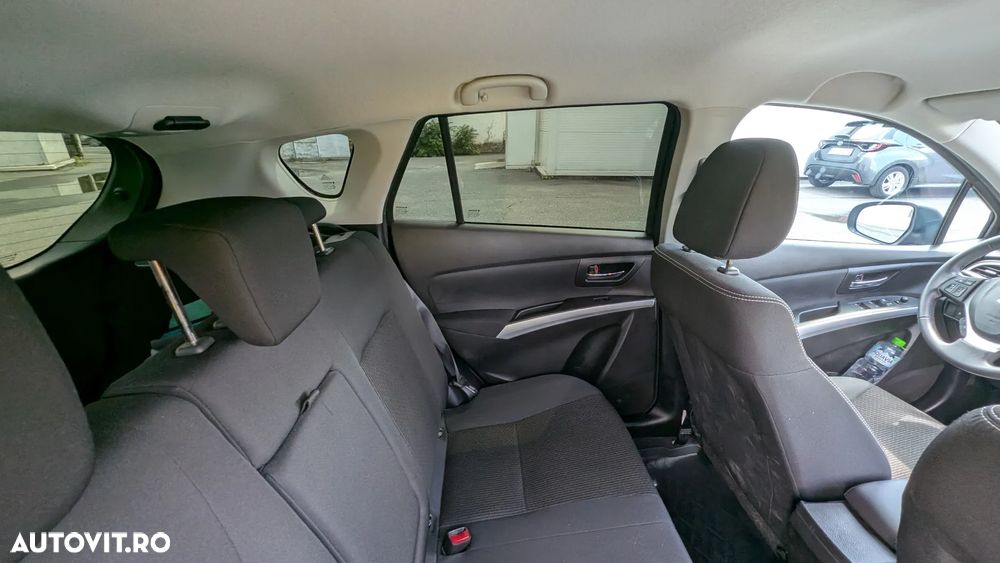 Suzuki SX4 - 25