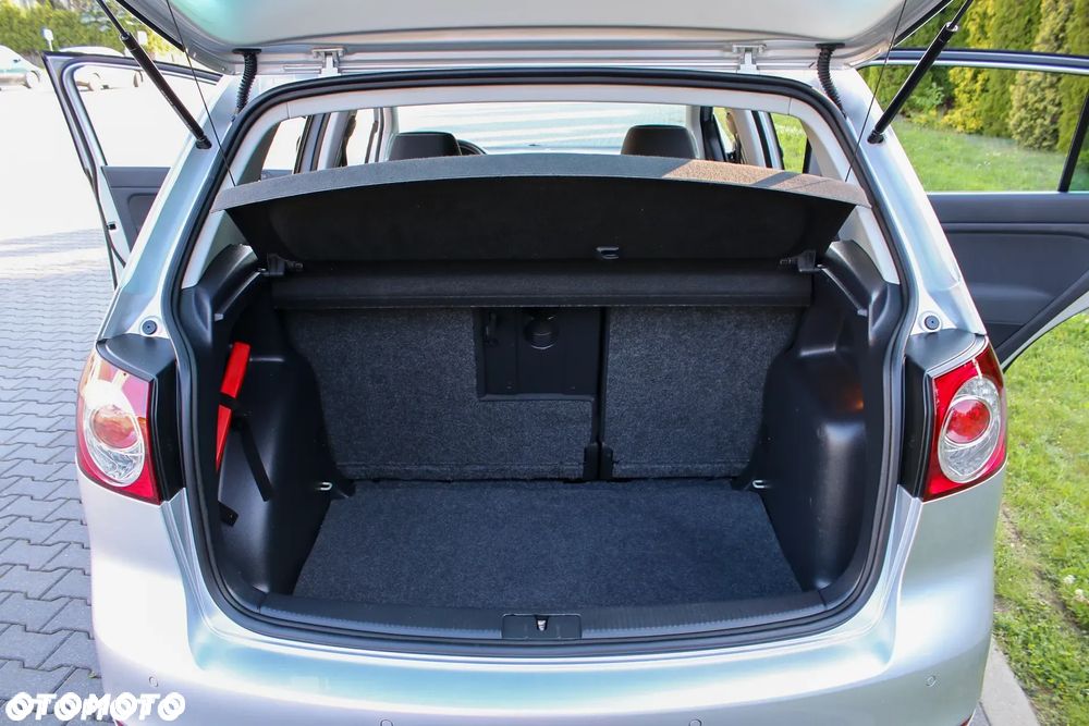 Volkswagen Golf Plus 2.0 TDI DPF MATCH - 37
