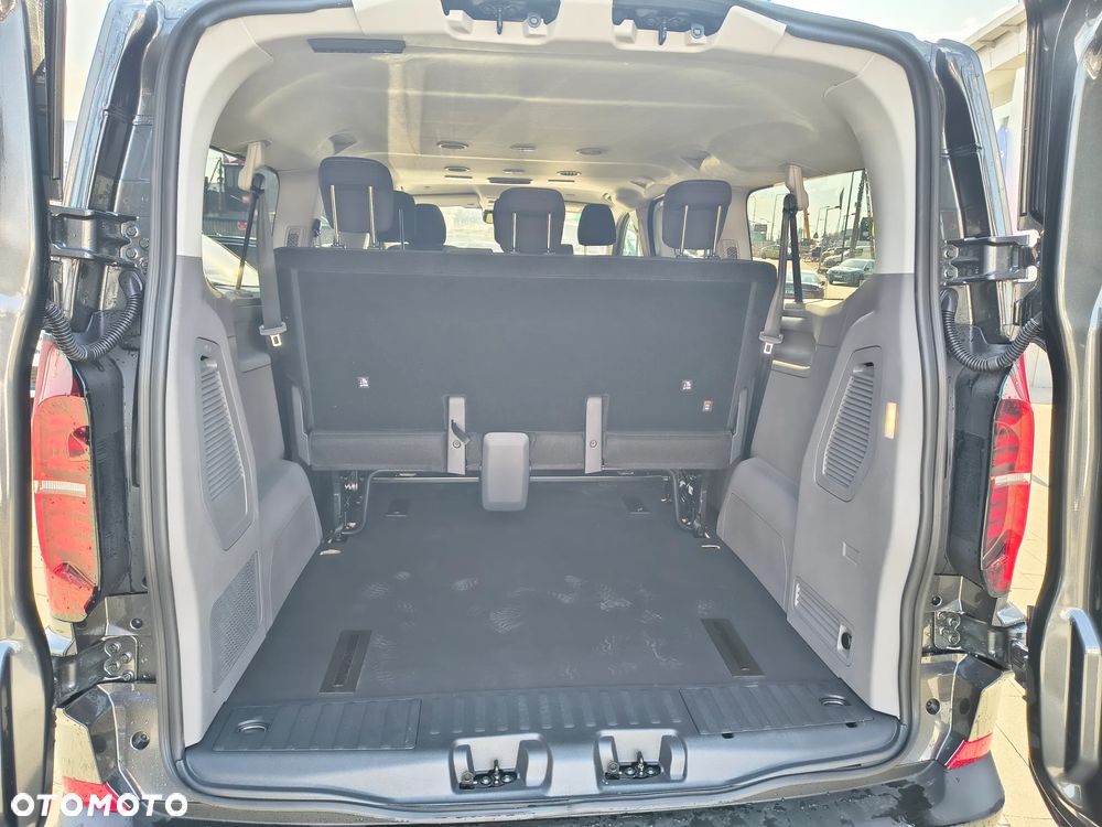 Volkswagen Caravelle 2.0 TDI L2 Comfortline - 18