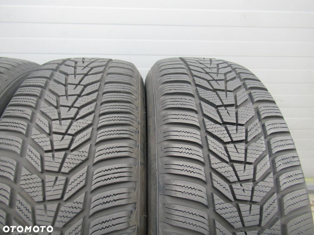 OPONY ZIMA 4szt HANKOOK WINTER I'CEPT EVO 3 225/65R17 102H - 1