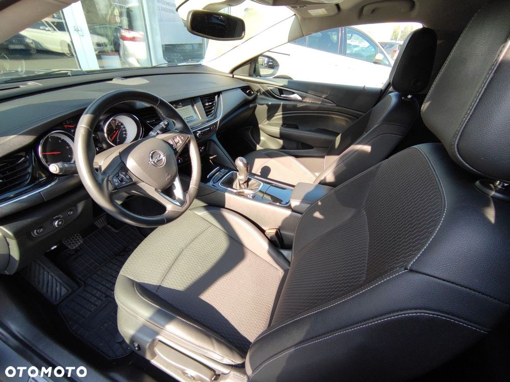 Opel Insignia - 11