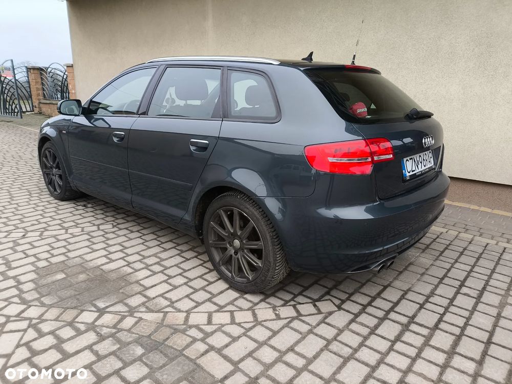 Audi A3 Sportback 2.0 TDI DPF Quattro Ambition - 3