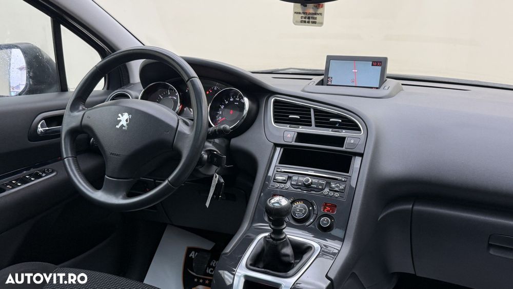 Peugeot 5008 - 14